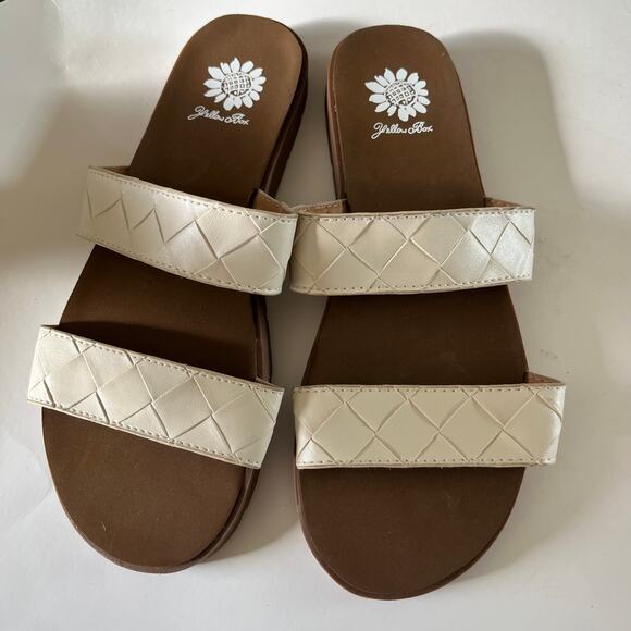 Yellow Box 'Feylie' SZ 8.5 Slide Sandal White Double-Band Woven Look - Picture 7 of 8